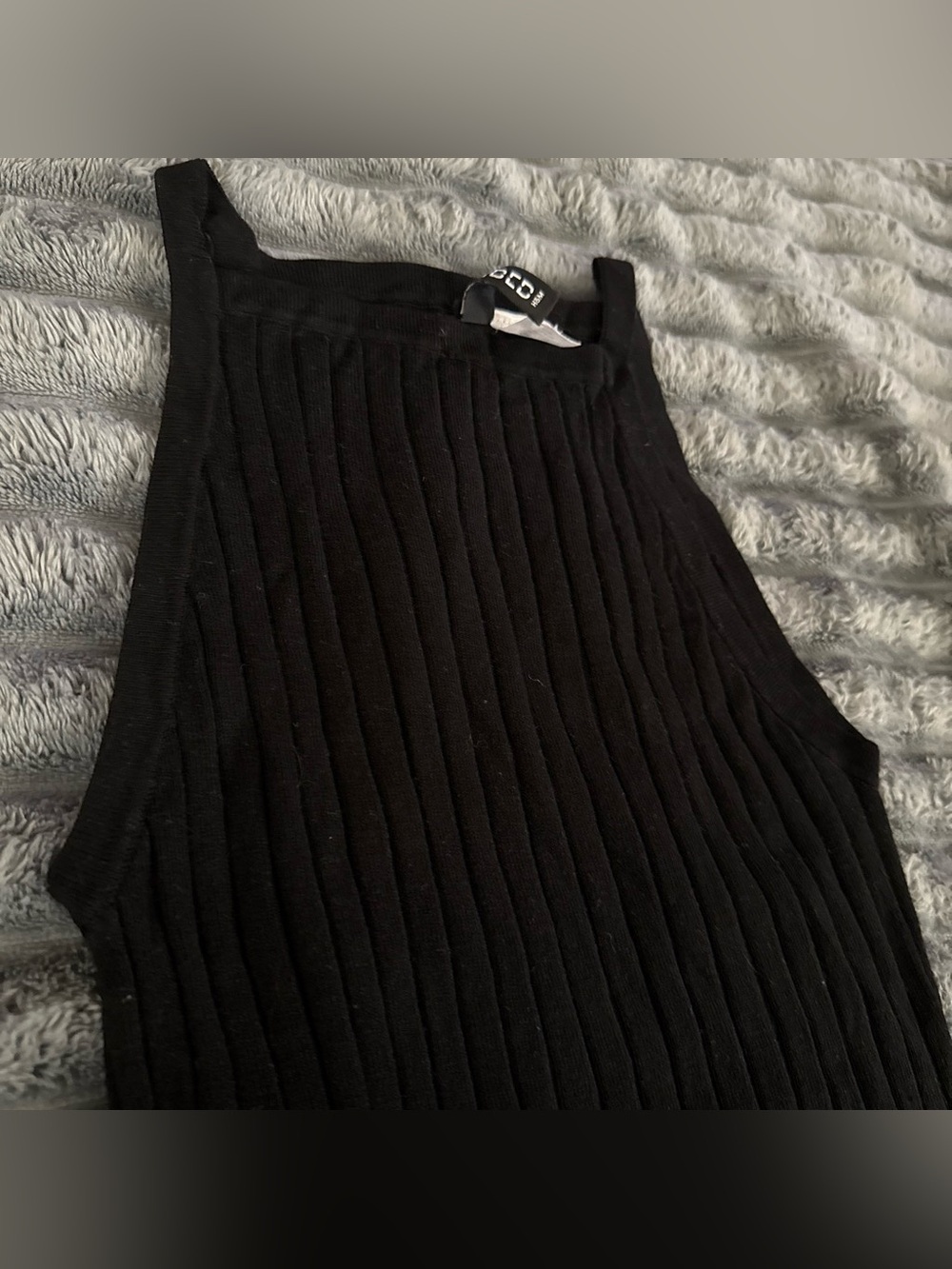 H&M Black Ribbed Pencil Skirt